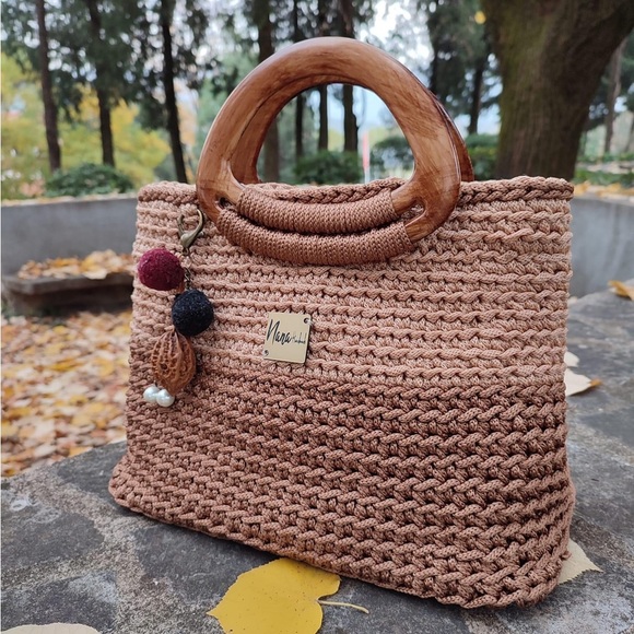 Meet your Posher, Milena - Picture 8 of 17